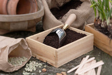 Load image into Gallery viewer, Burgon &amp; Ball x Sophie Conran Compost Scoop
